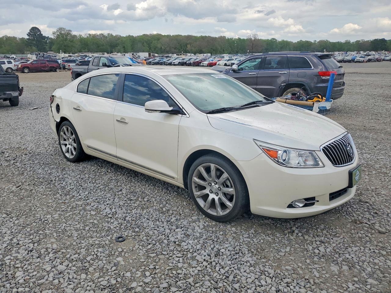 Buick LaCrosse Touring