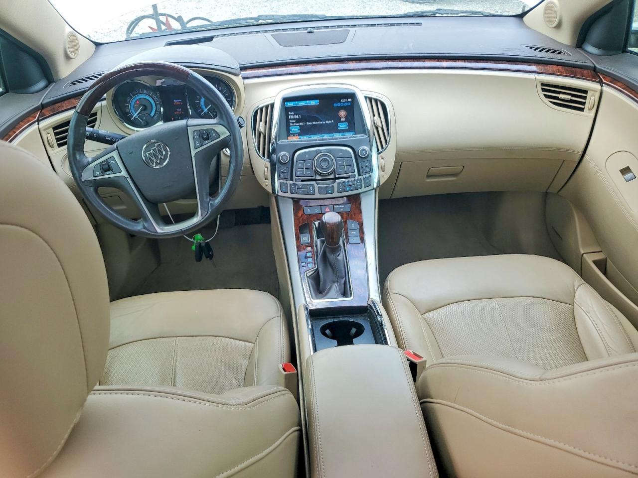 Buick LaCrosse Touring