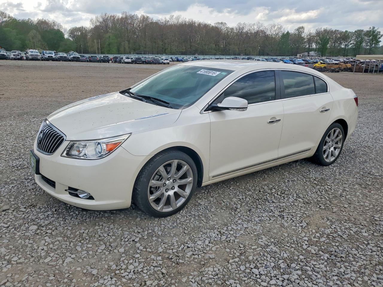 Salvage Buick LaCrosse Image