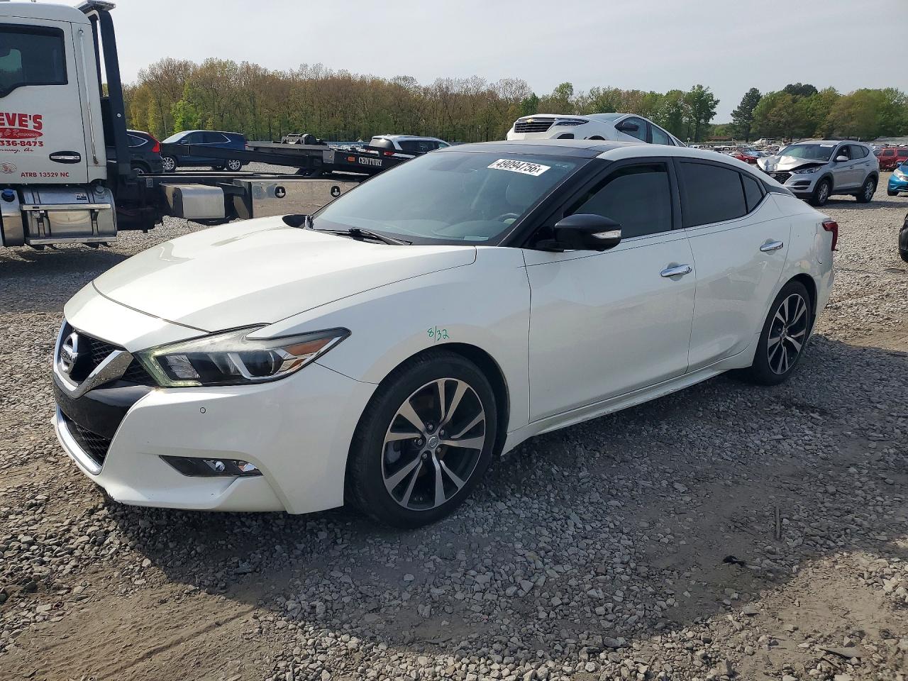 Salvage Nissan Maxima Image
