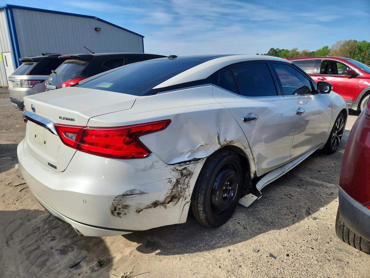 Nissan Maxima Platinum