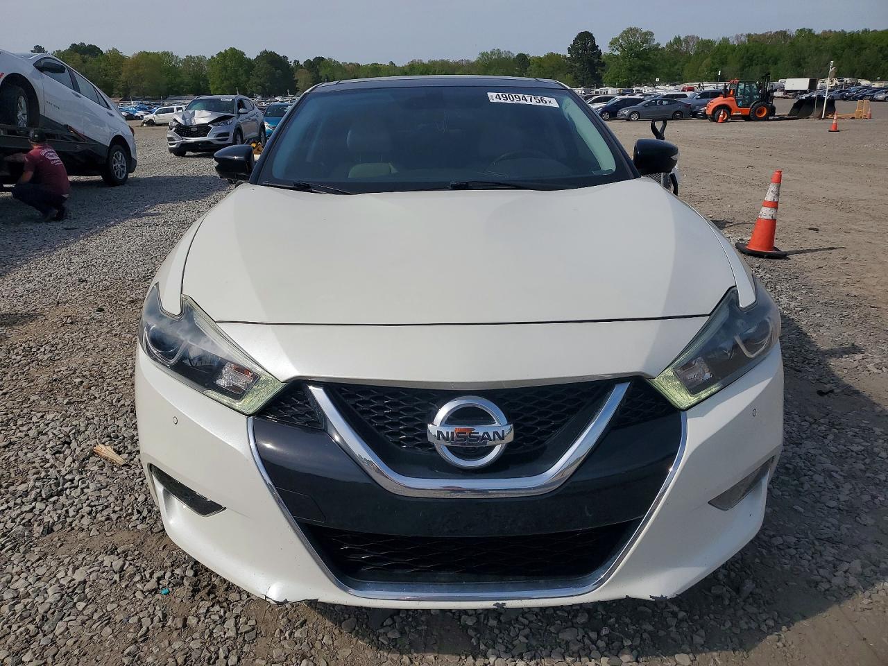Nissan Maxima Platinum