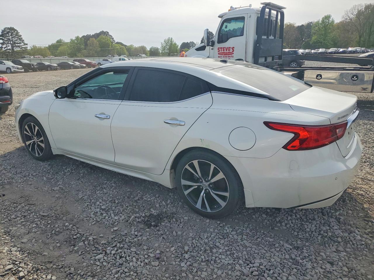 Nissan Maxima Platinum