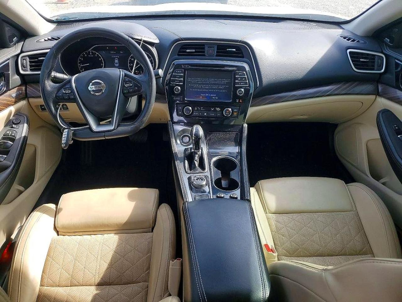 Nissan Maxima Platinum