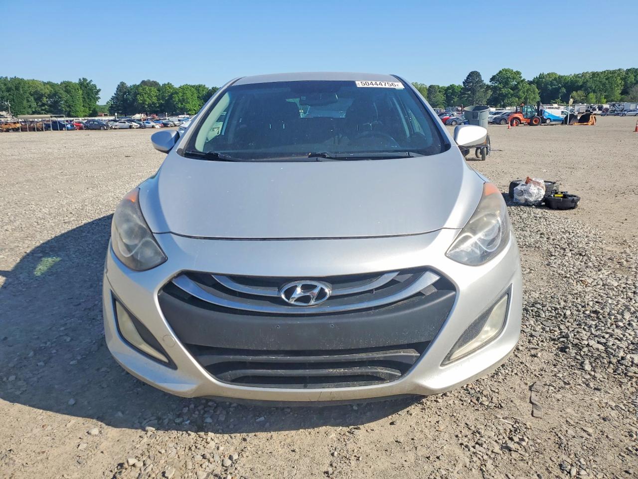 Hyundai ELANTRA Base