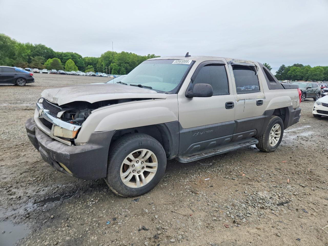 Salvage Chevrolet Avalanche Image