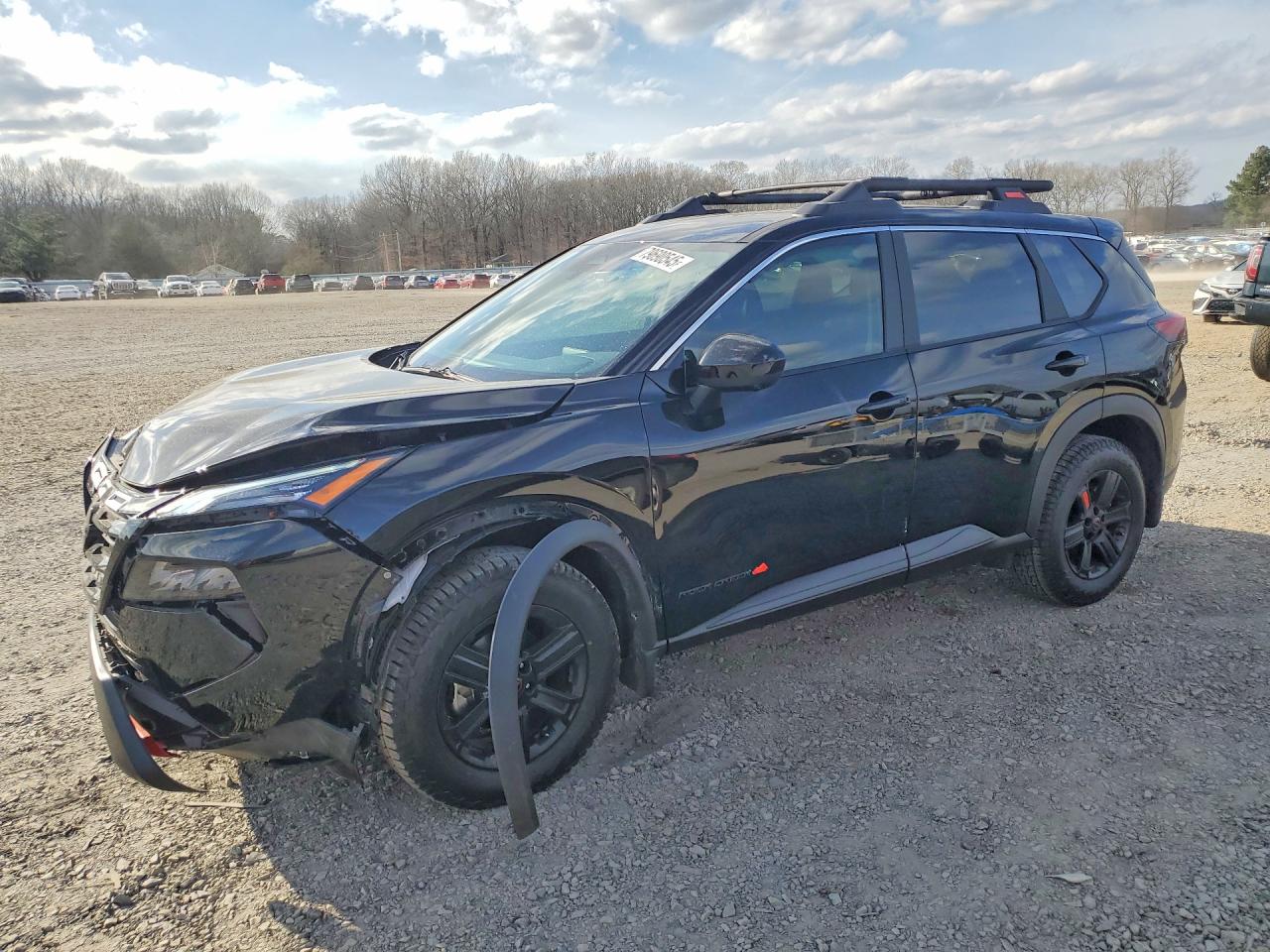 Salvage Nissan Rogue Image