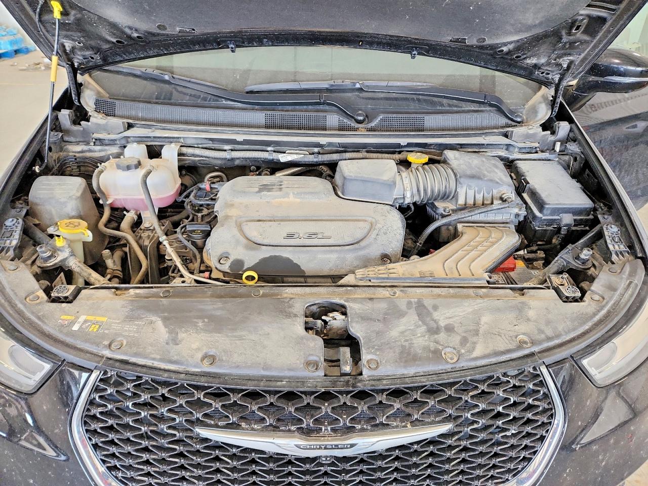 Chrysler Pacifica Touring L