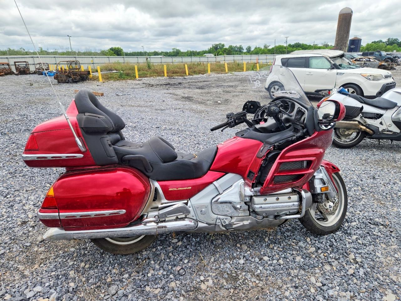 Salvage Honda Gl Cycle Image