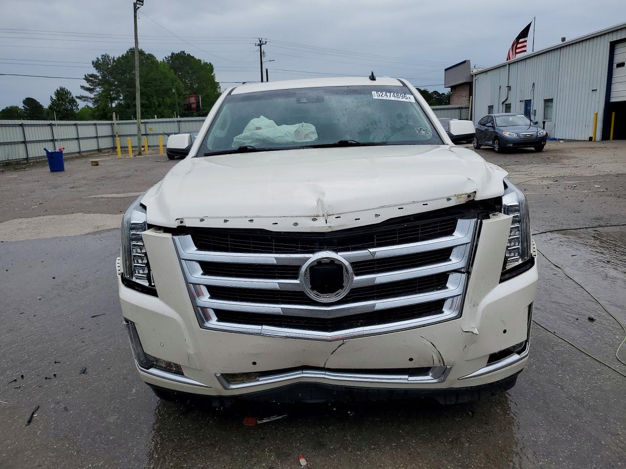 Cadillac Escalade Premium
