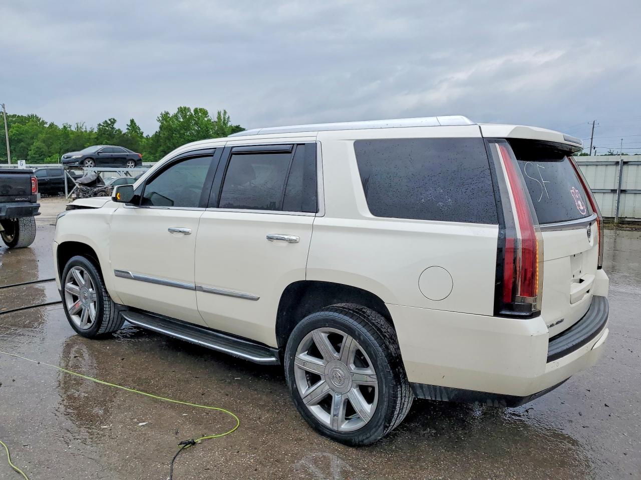 Cadillac Escalade Premium