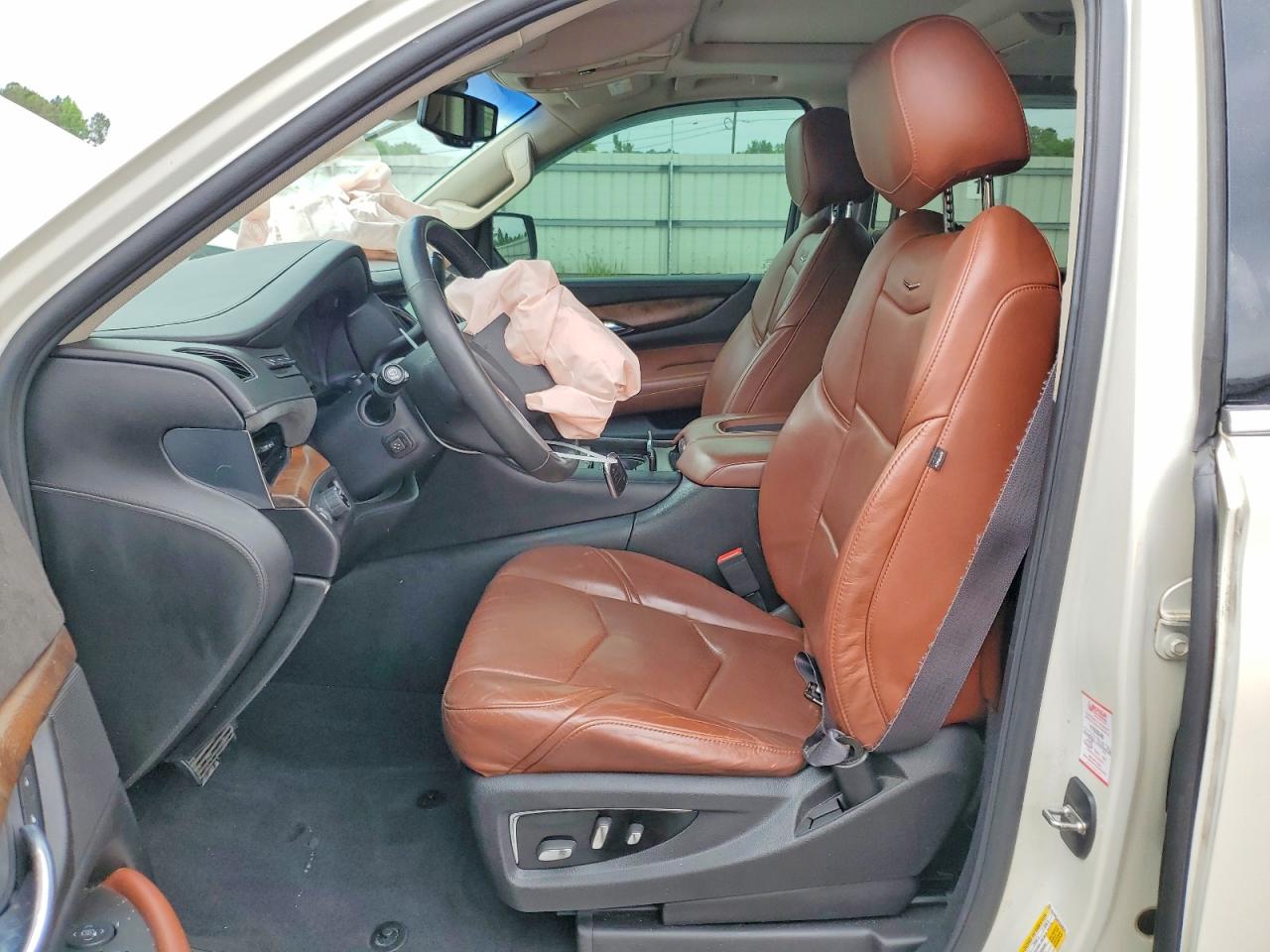 Cadillac Escalade Premium