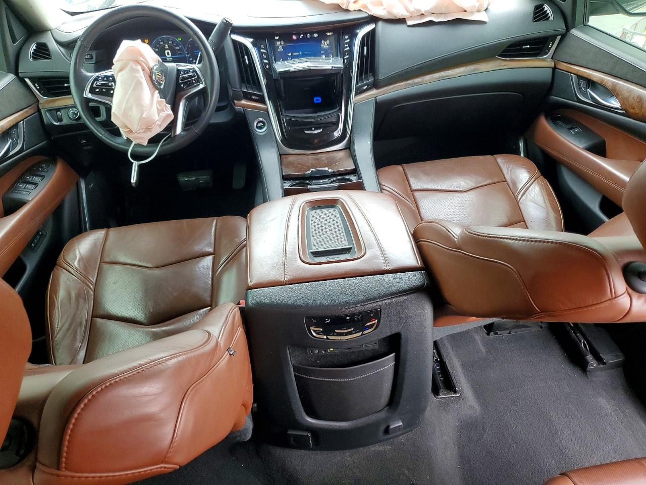 Cadillac Escalade Premium