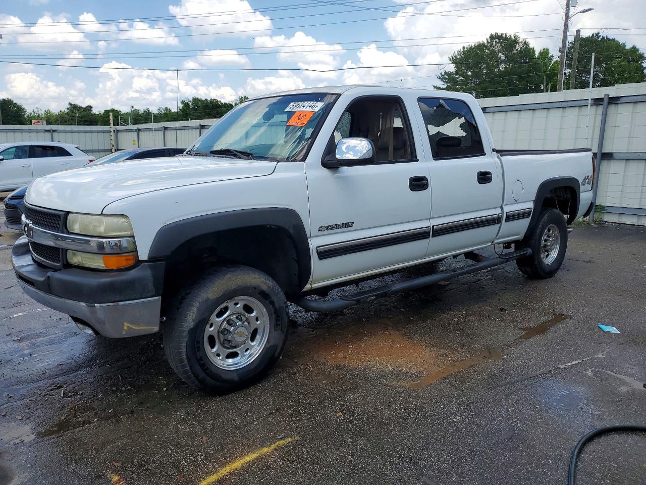 Salvage Chevrolet Silverado Image