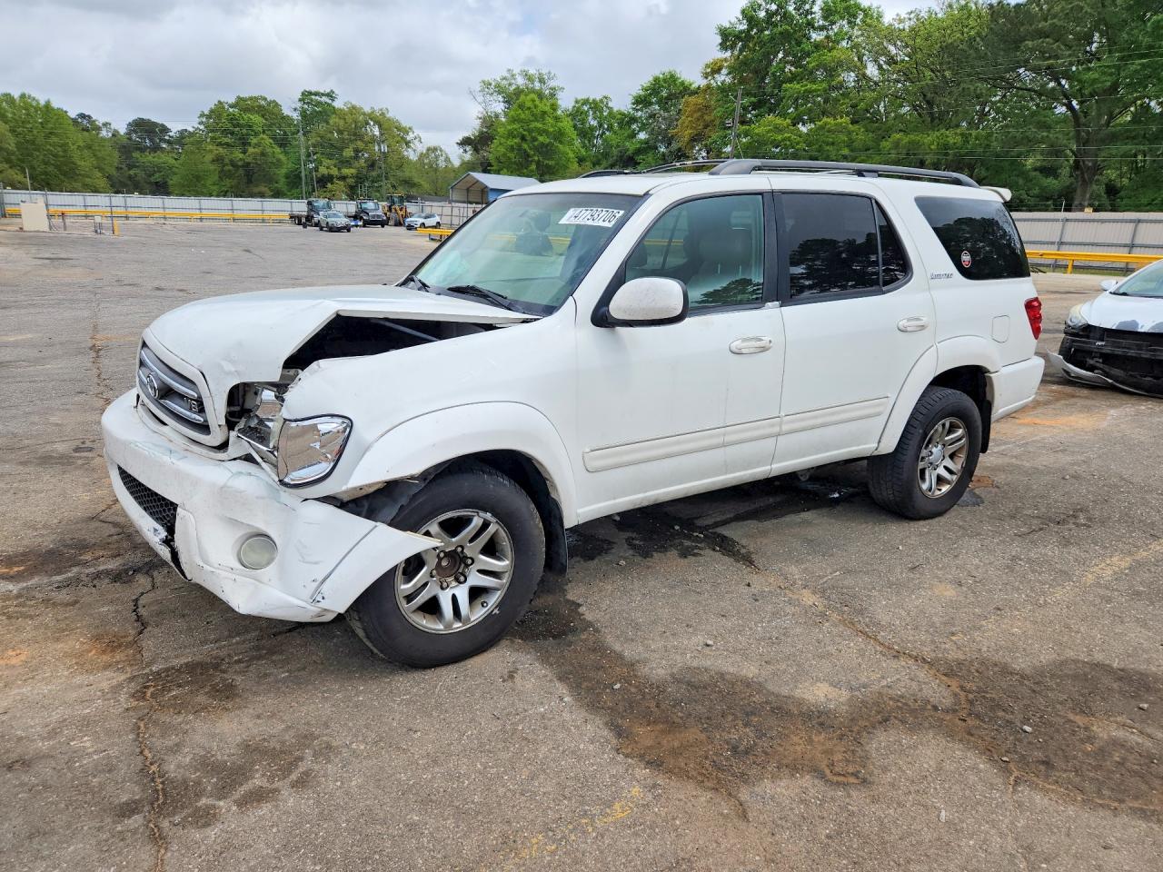 Salvage Toyota Sequoia Image
