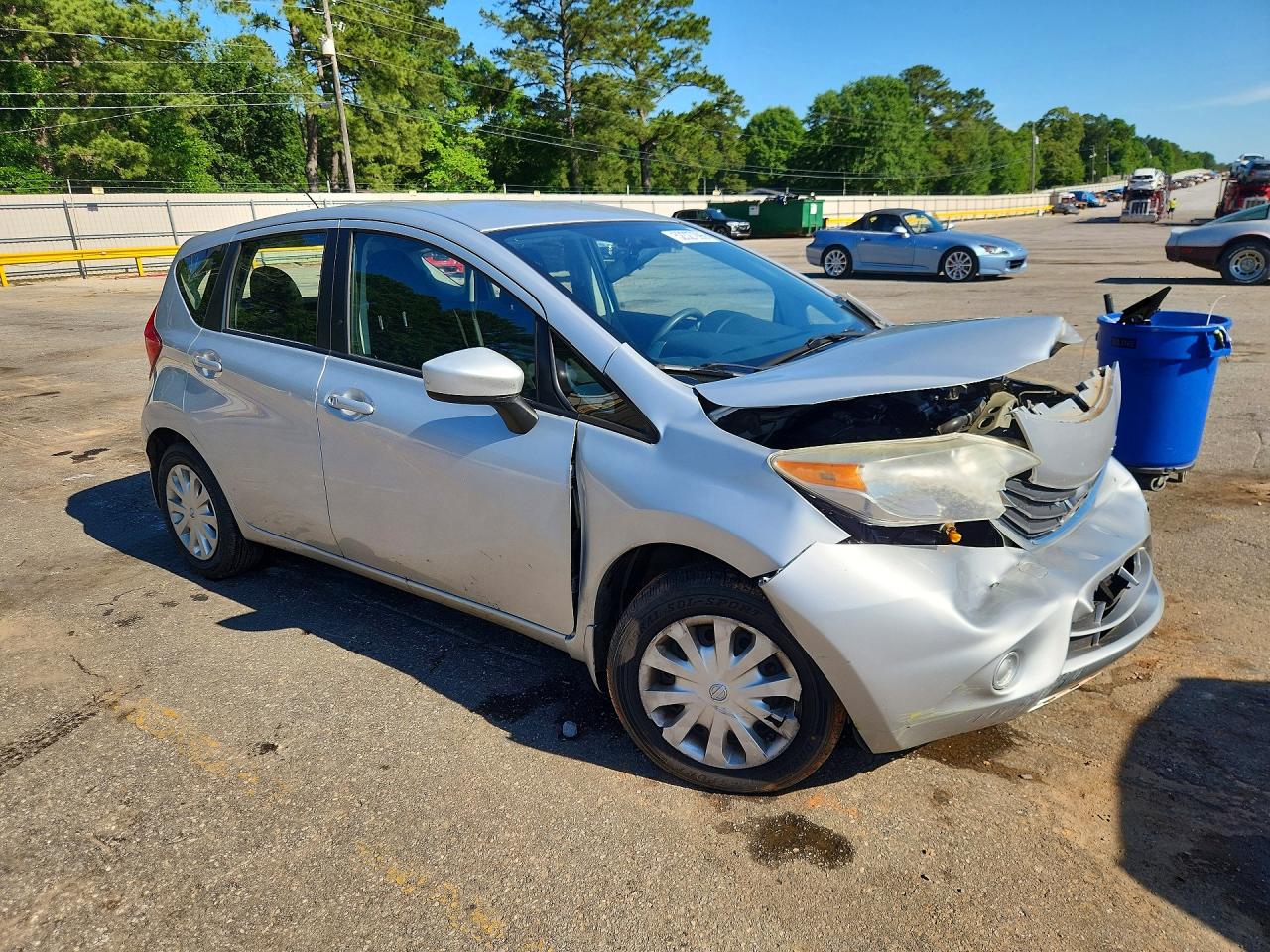 Nissan Versa S Plus