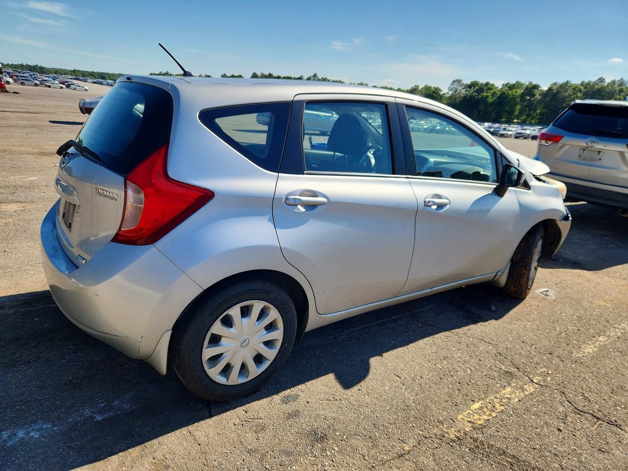Nissan Versa S Plus