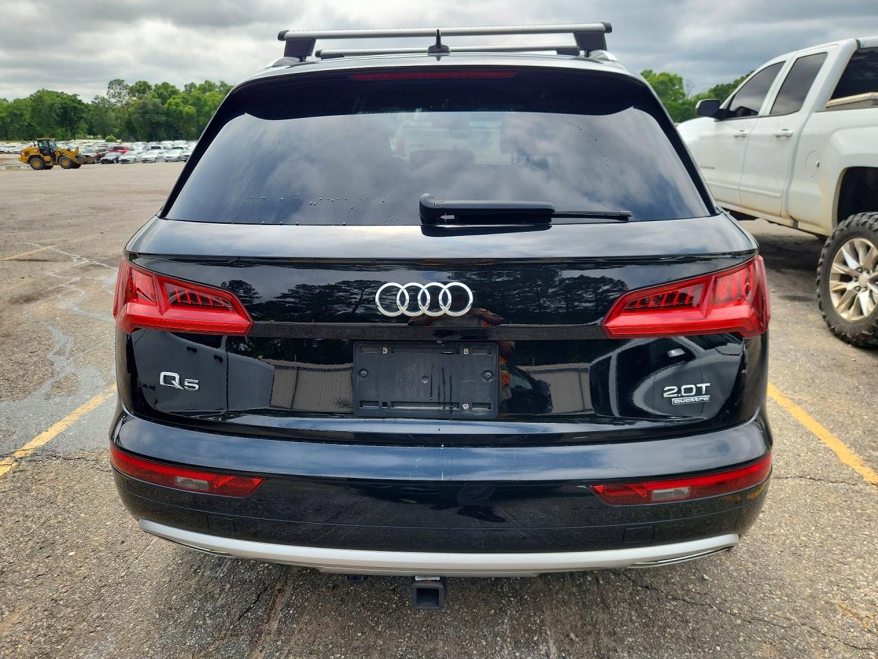 Audi Q5 Premium Plus 40