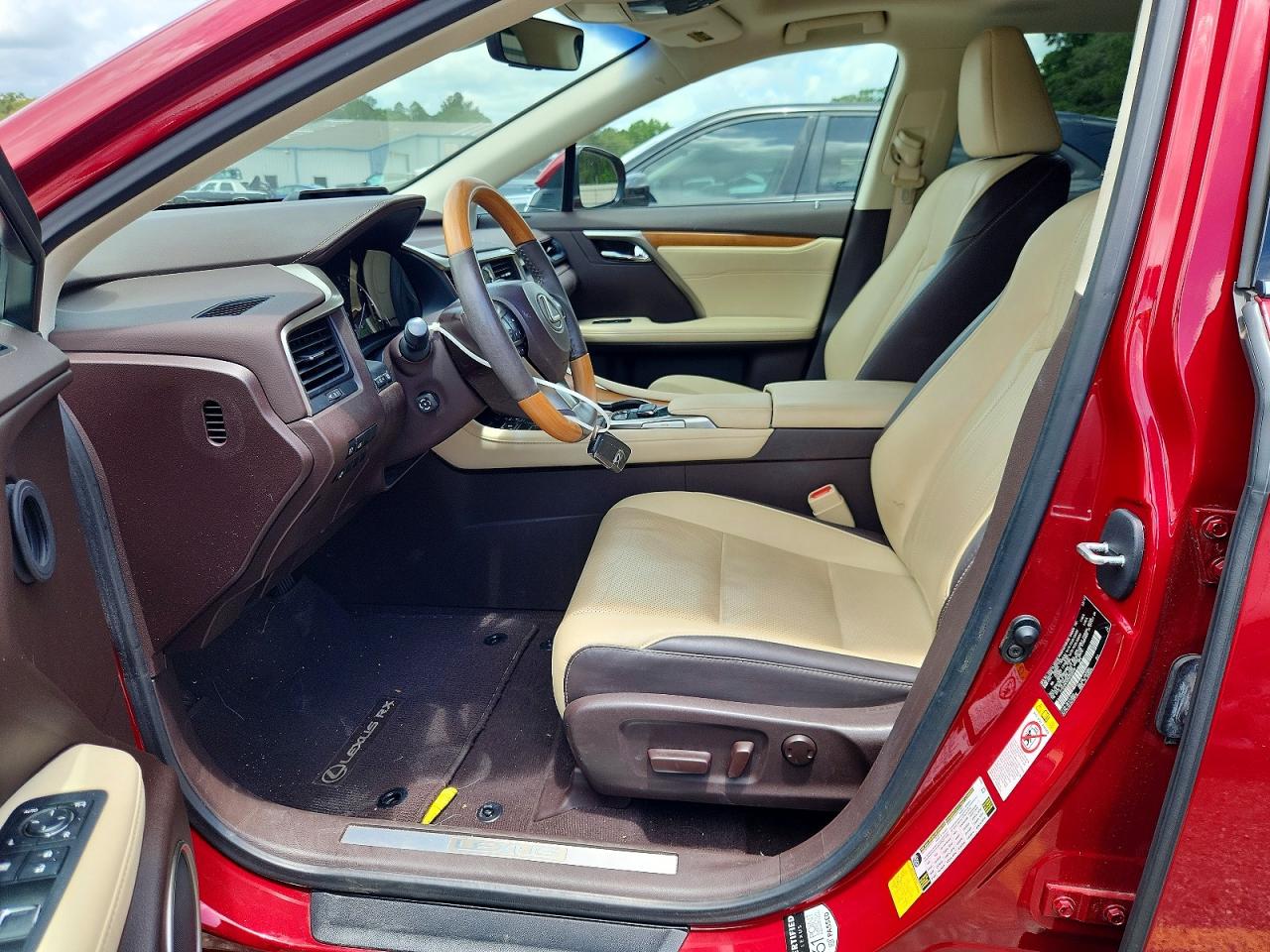 Lexus RX Base