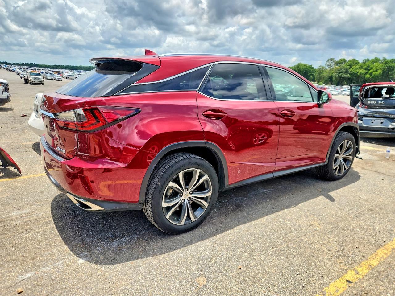 Lexus RX Base