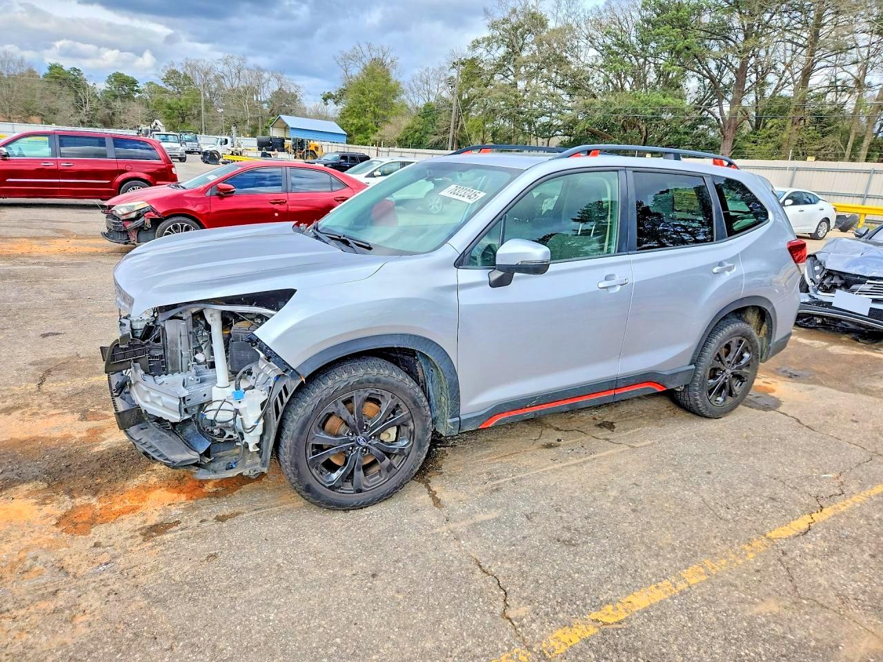 Salvage Subaru Forester Image