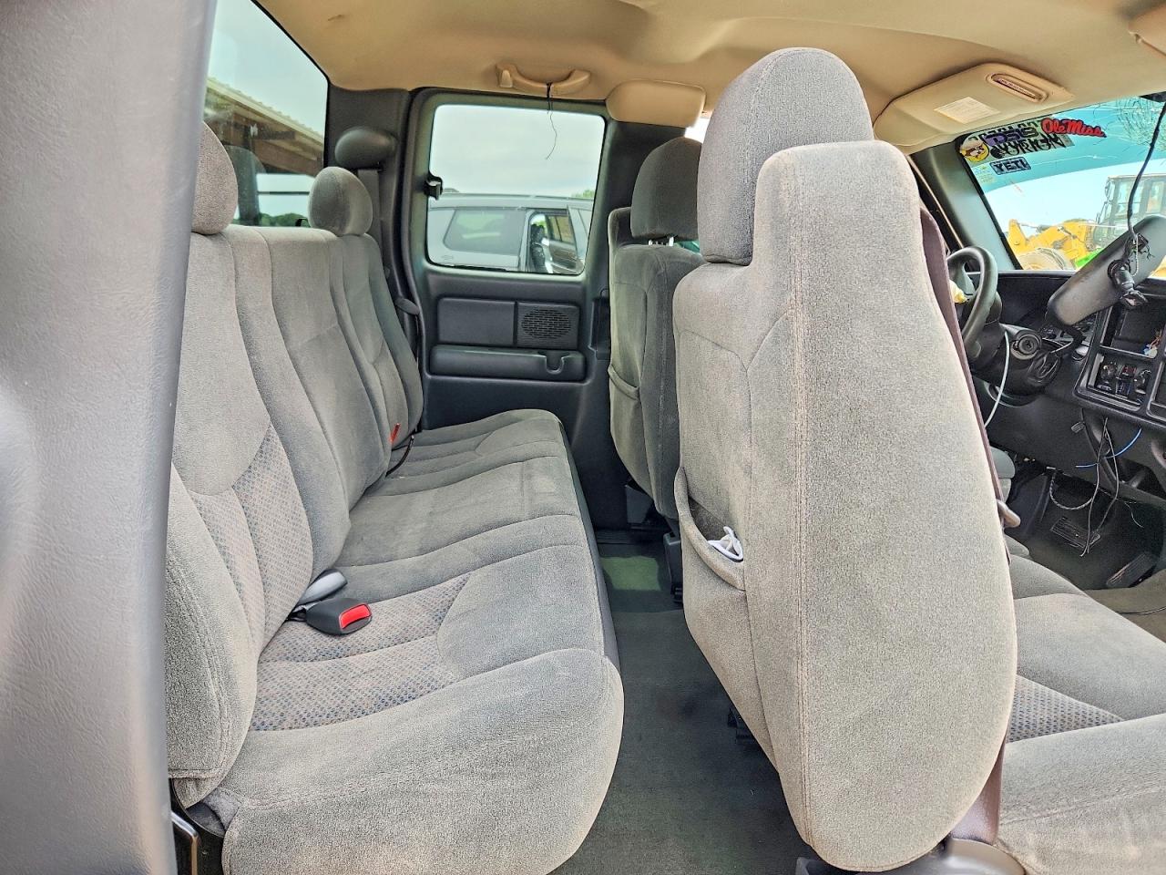 Chevrolet Silverado C1500