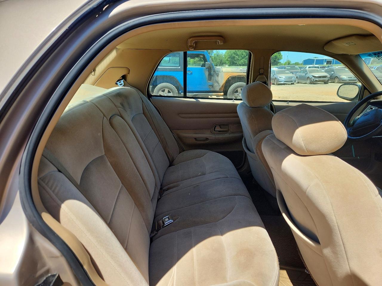 Ford Crown Vic Lx
