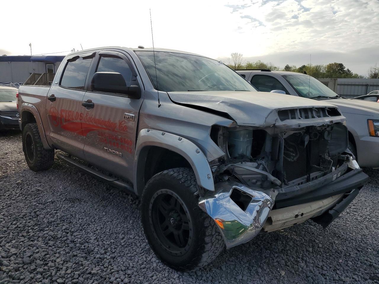 Toyota Tundra Sr5