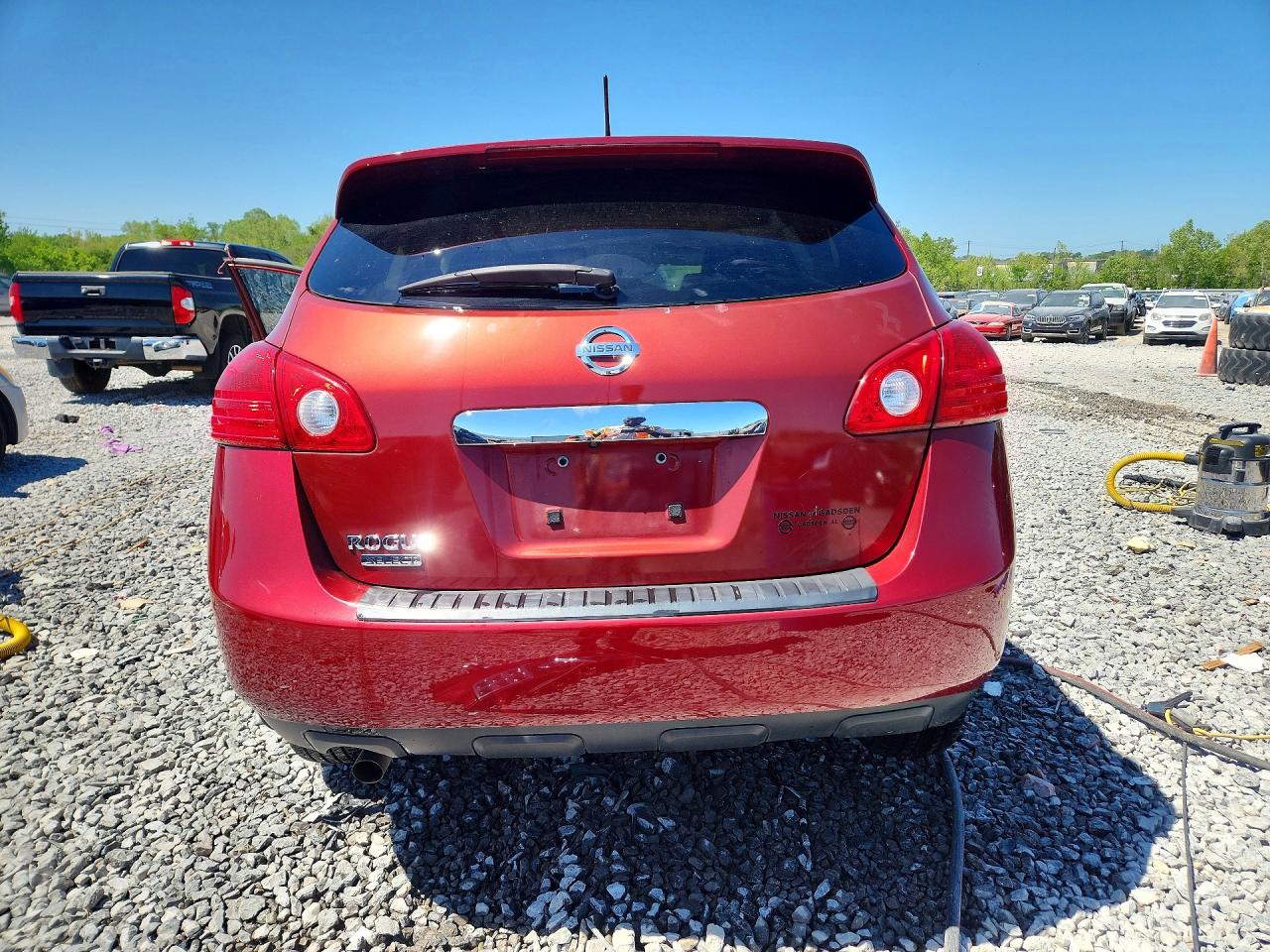 Nissan Rogue S