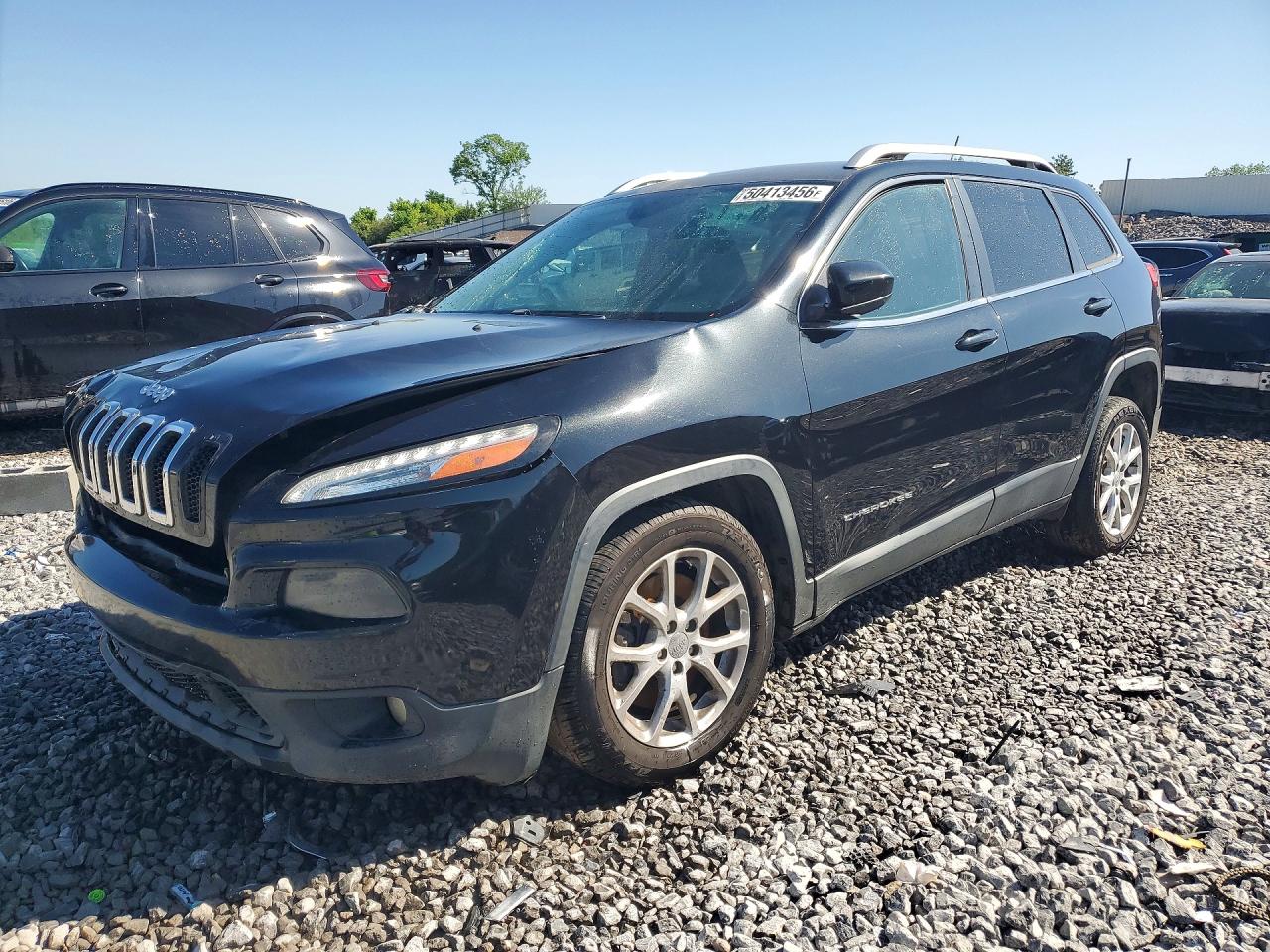 Salvage Jeep Cherokee Image