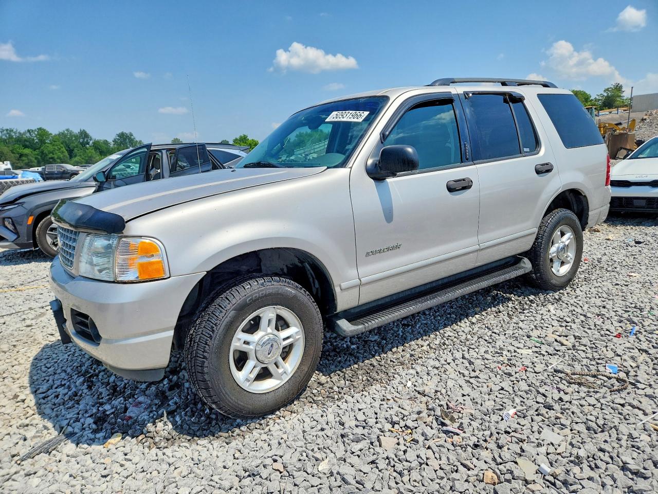 Salvage Ford Explorer Image
