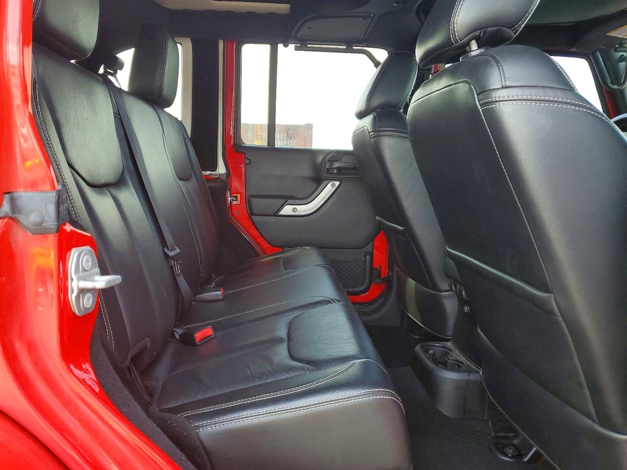 Jeep Wrangler Sahara