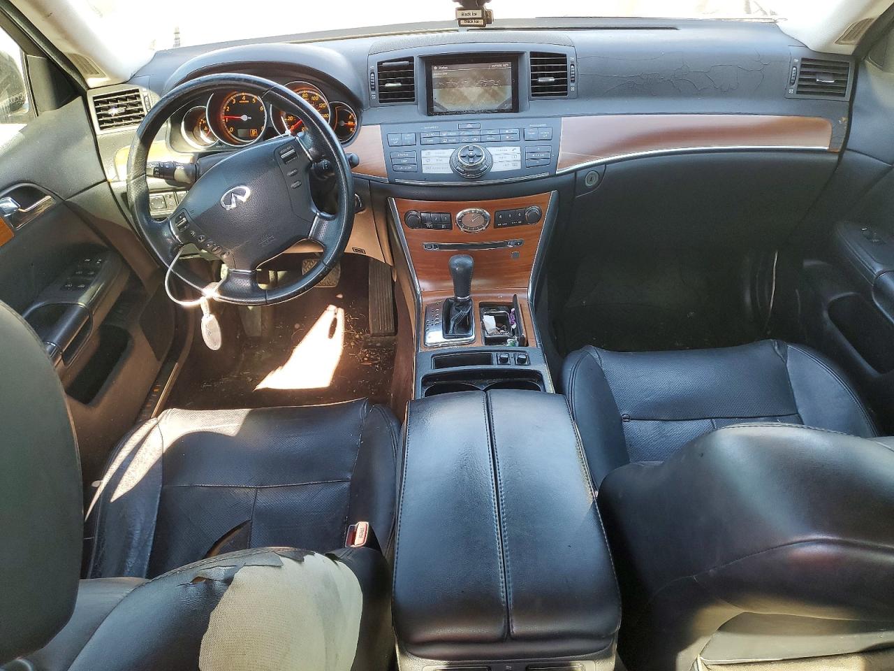 INFINITI M35 Base