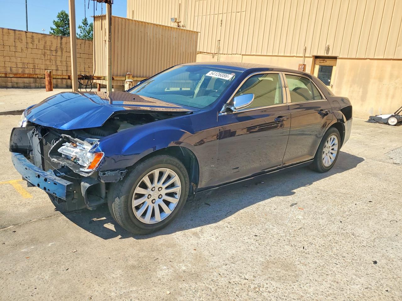 Salvage Chrysler 300 Image