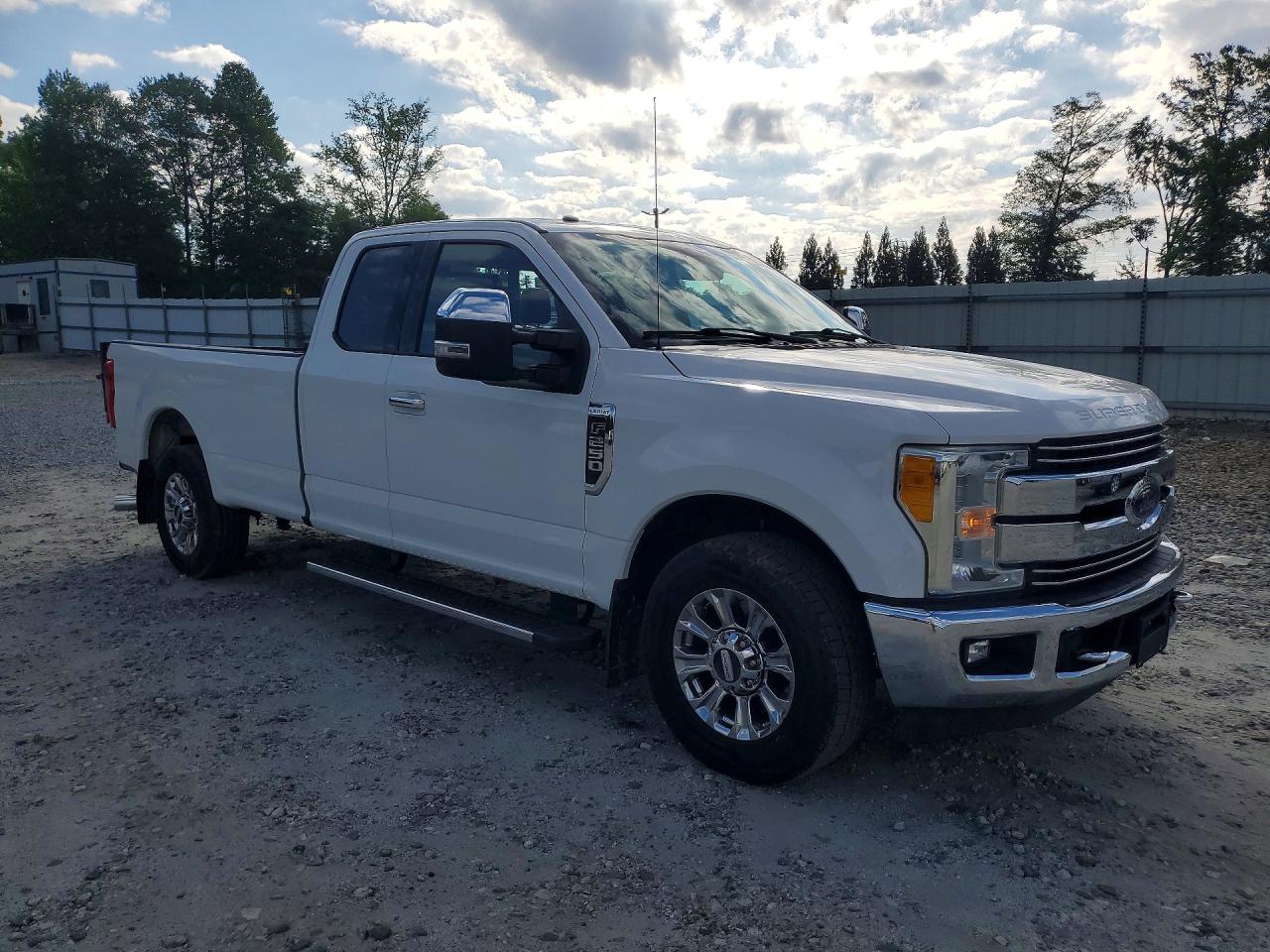 Ford F-250 Super Duty
