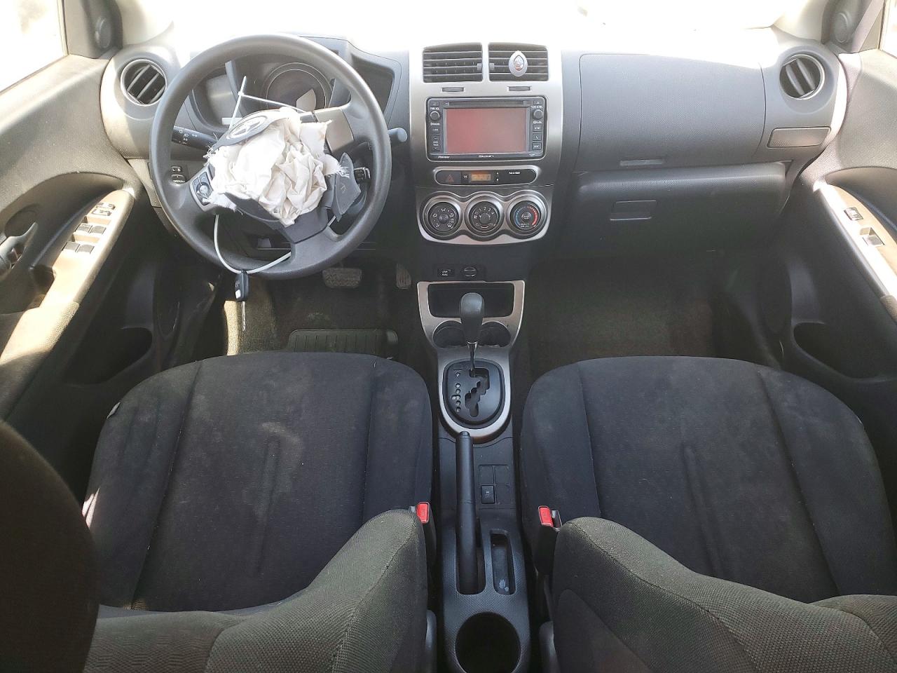 Scion xD