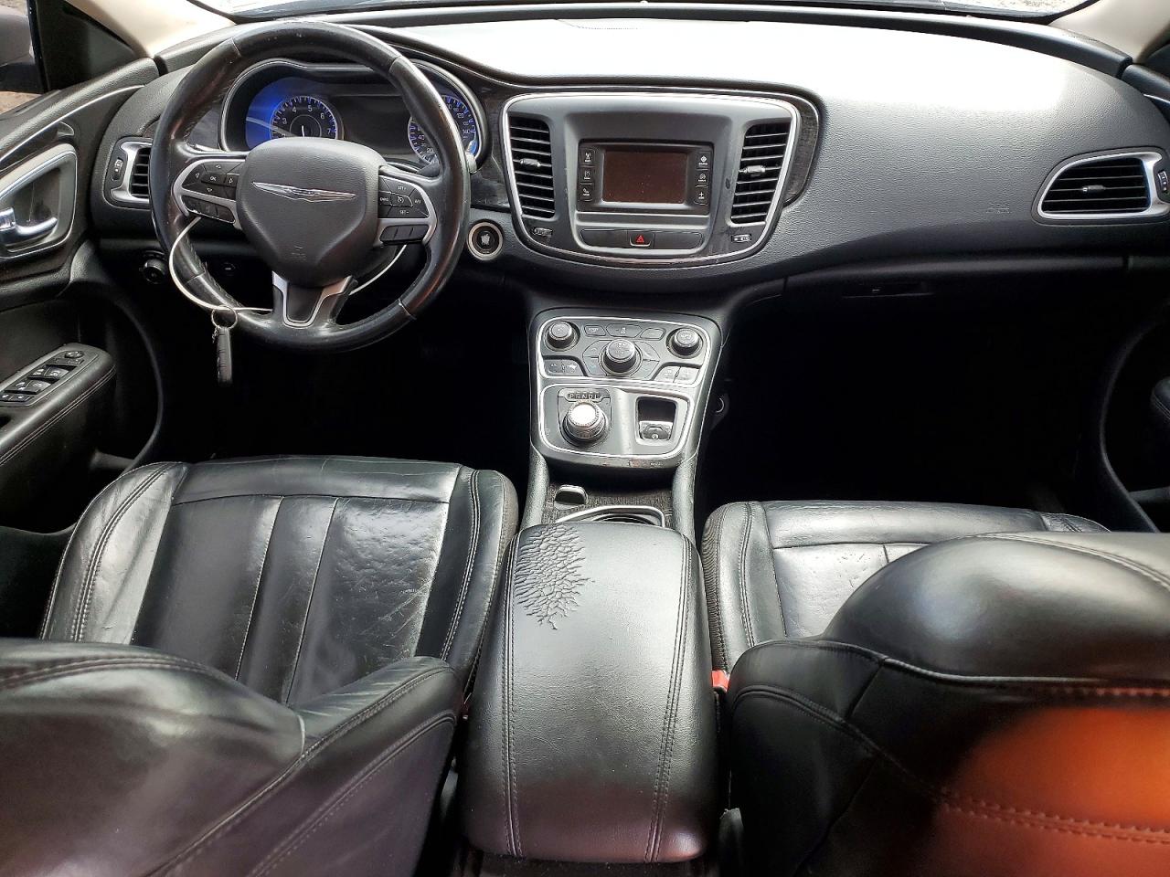 Chrysler 200 C