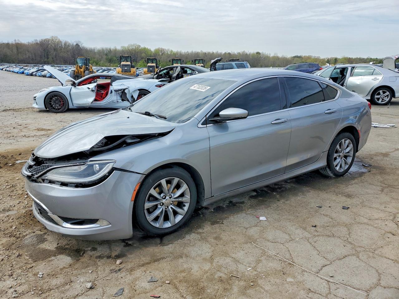 Salvage Chrysler 200 Image