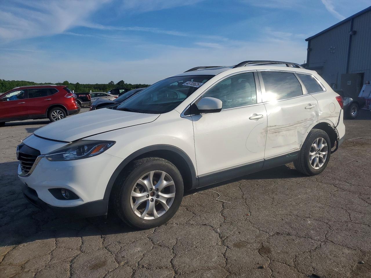 Salvage Mazda Cx Image