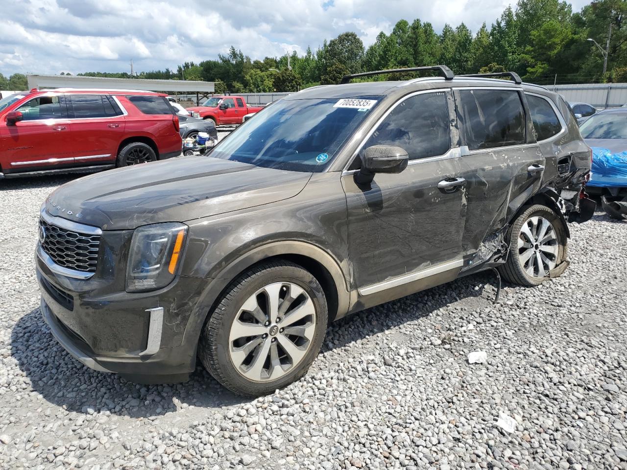 Salvage Kia Telluride Image