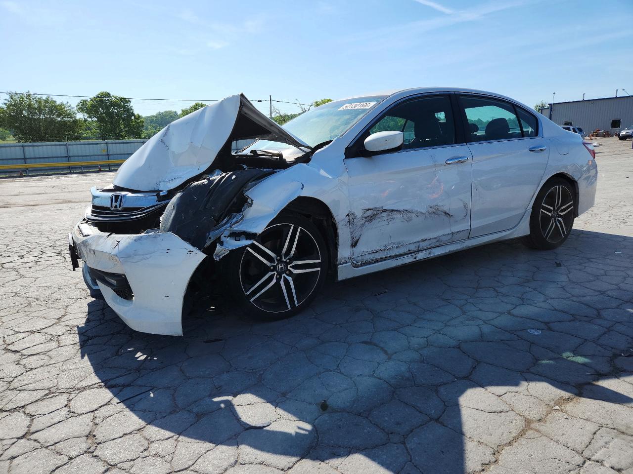 Salvage Honda Accord Image