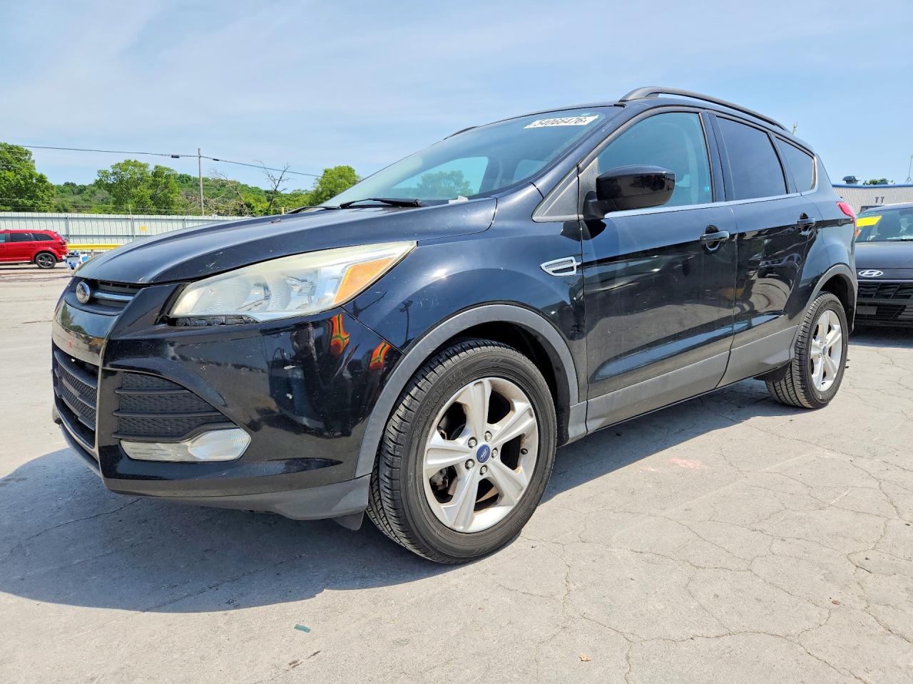 Salvage Ford Escape Image