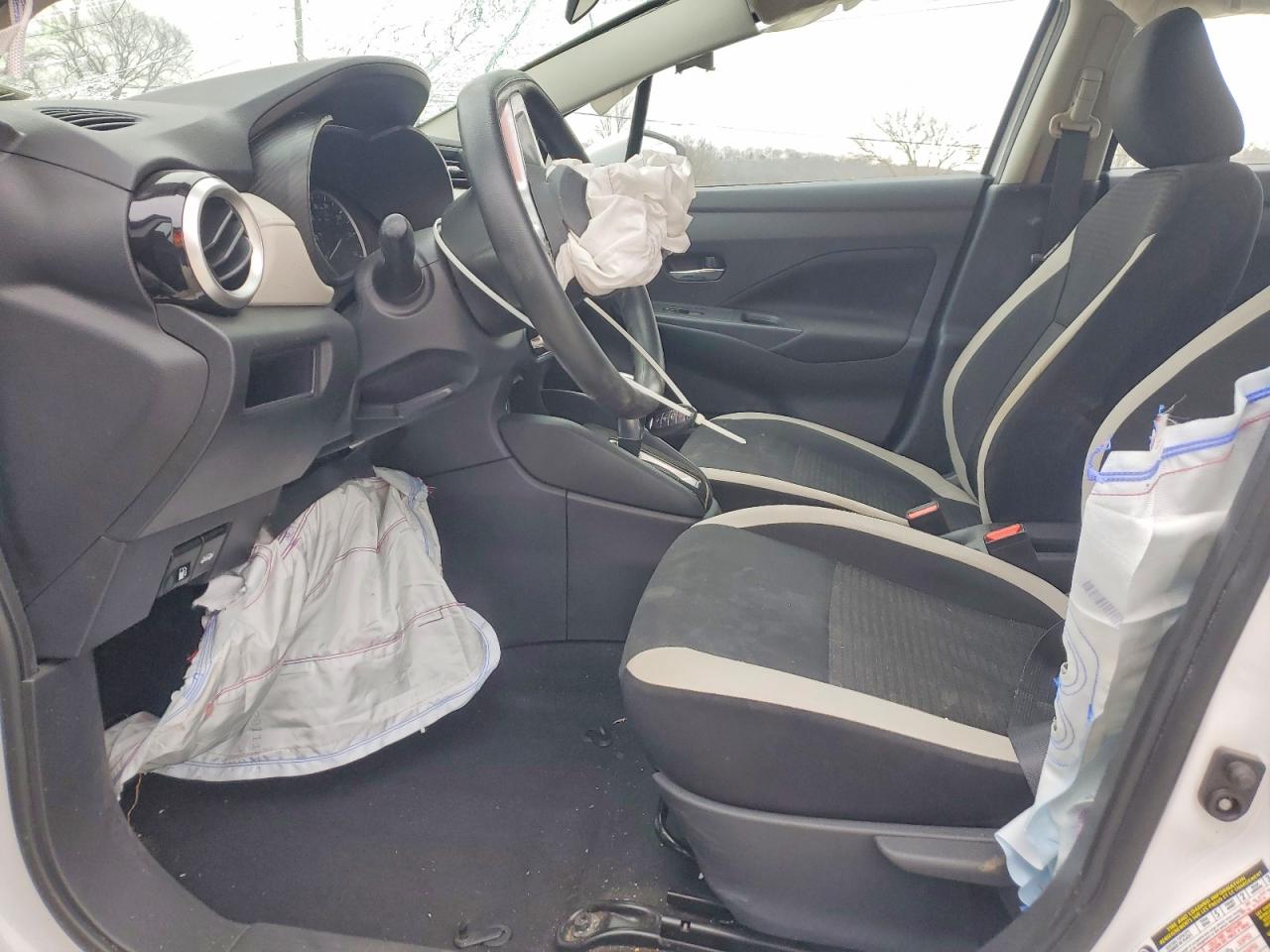 Nissan Versa Sv
