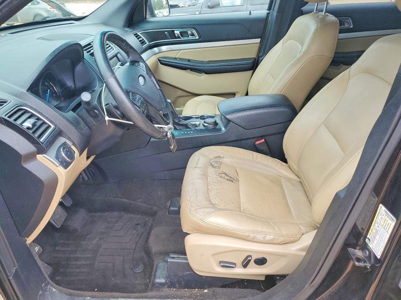 Ford Explorer Xlt