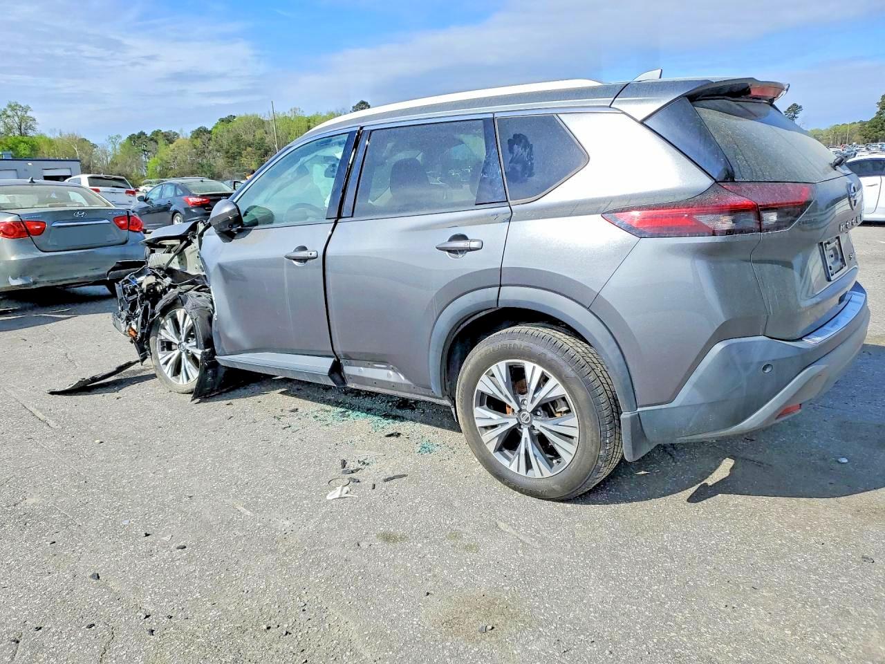 Nissan Rogue Sv