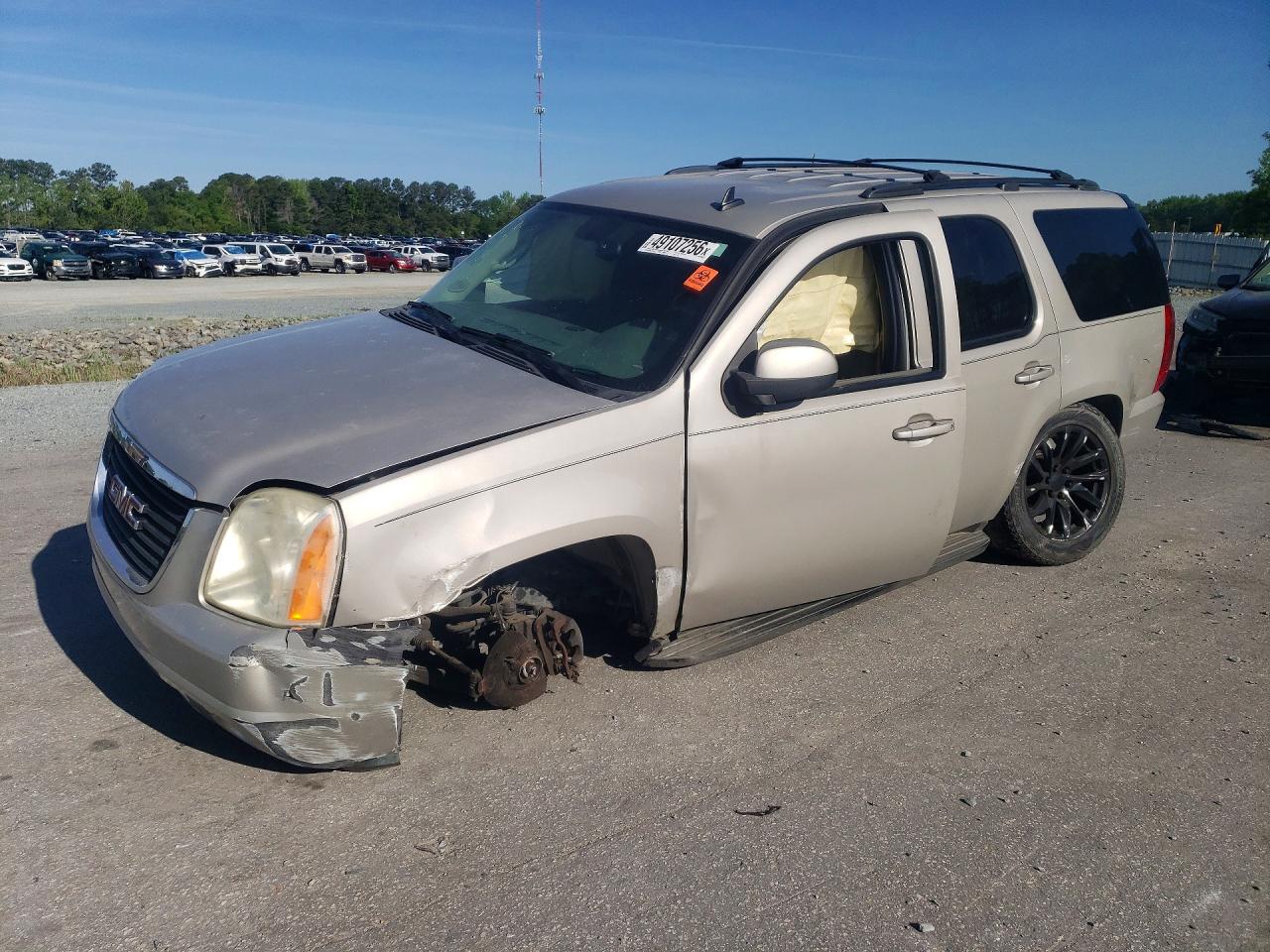 Salvage GMC Yukon Image