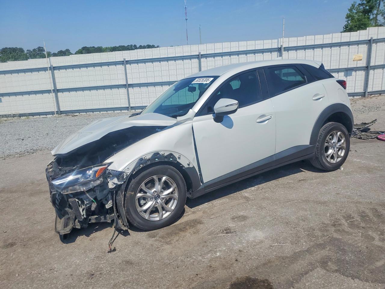 Salvage Mazda Cx Image