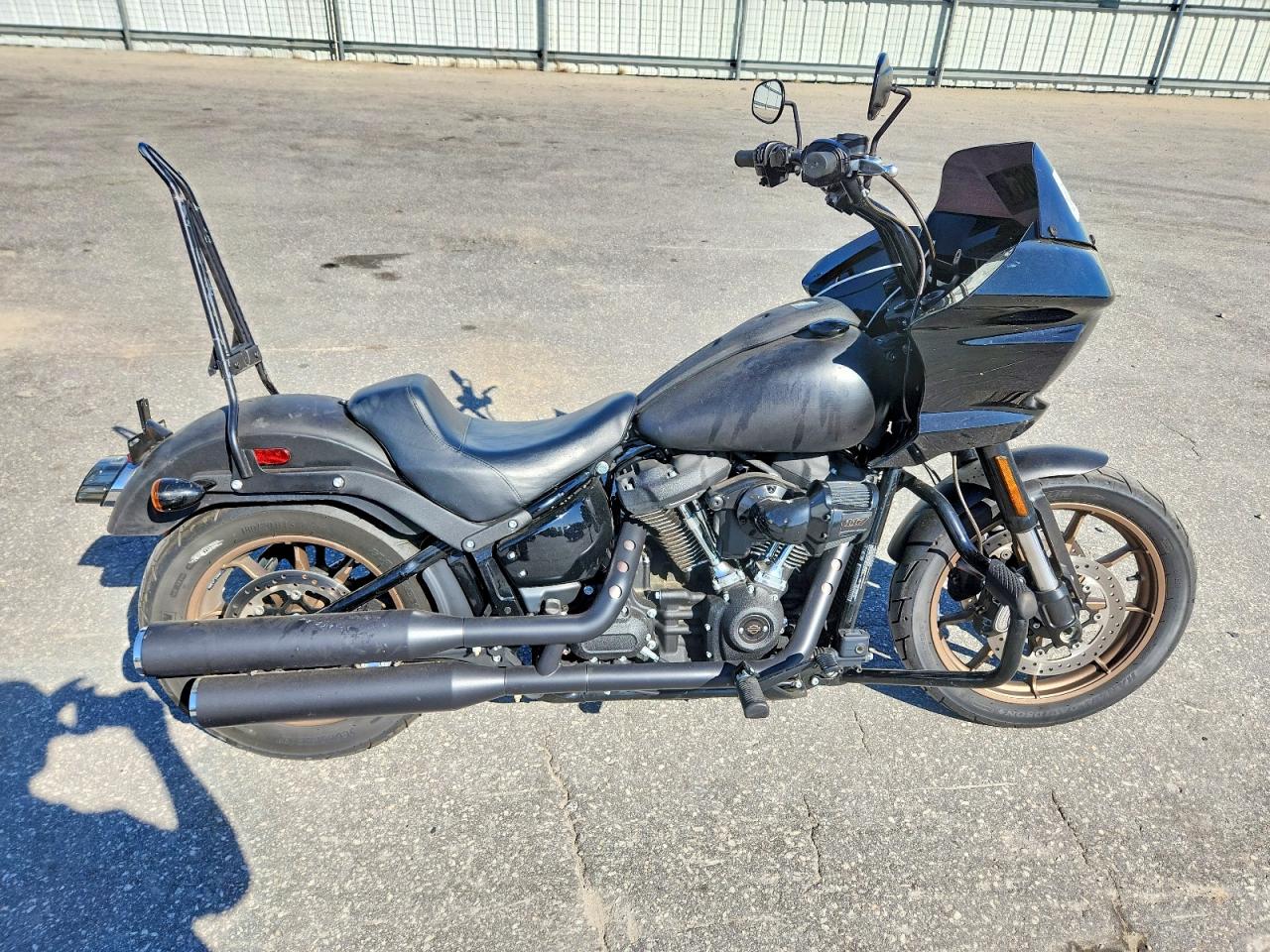 Salvage Harley-Davidson Fxlrs Image