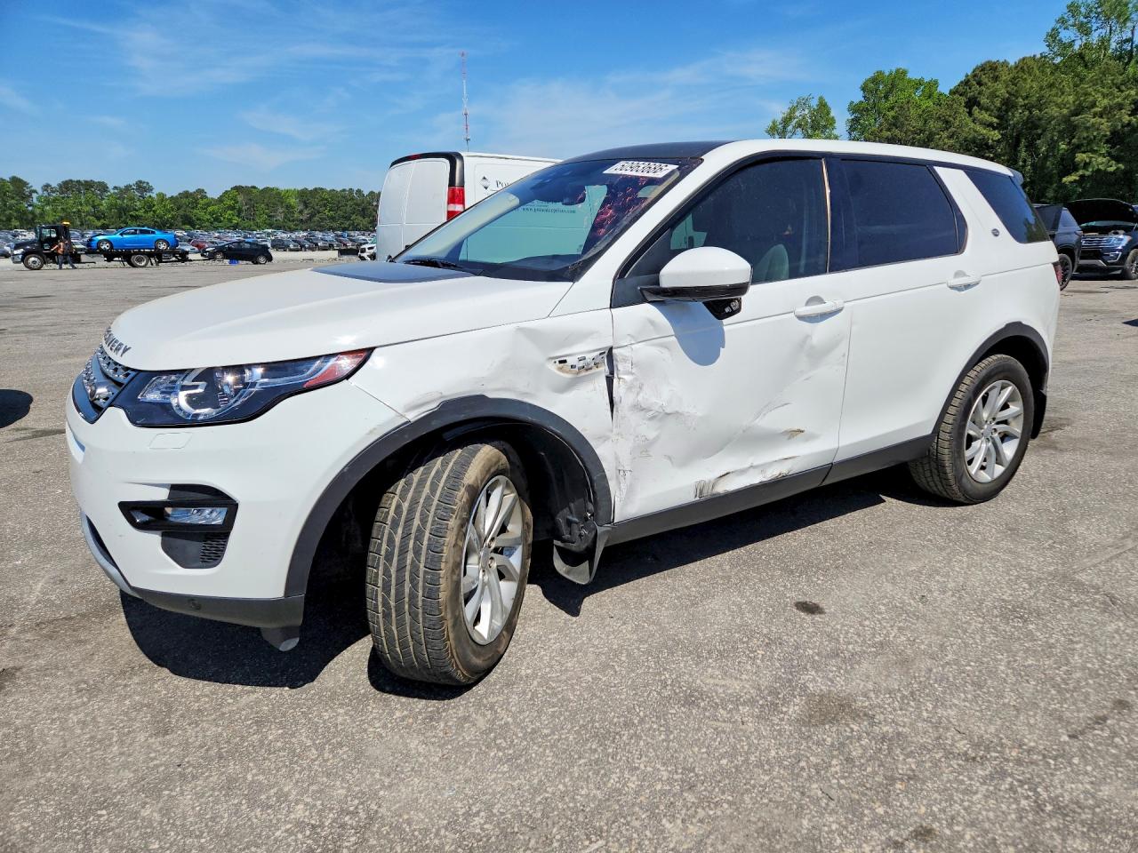 Salvage Land Rover Discovery Image