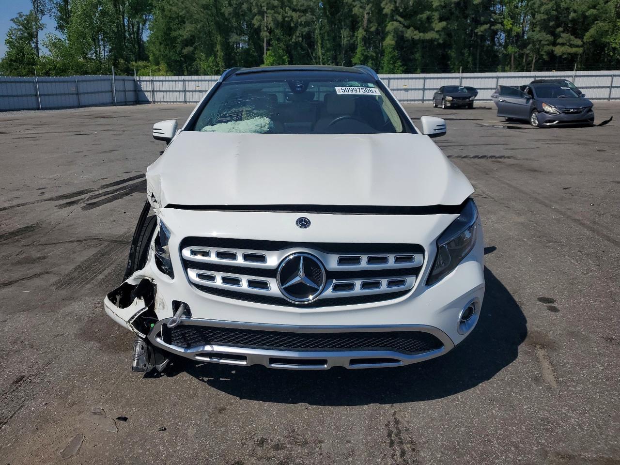Mercedes-Benz GLA 250